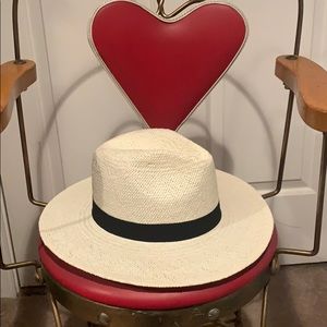 Halogen white sun hat